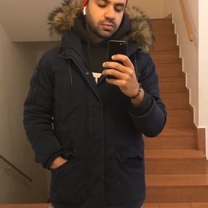 Meet your Posher, Mohamed